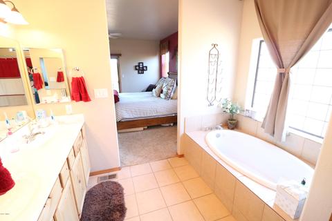 2287 Bison Ranch Trl, Overgaard, AZ 85933 photo 21