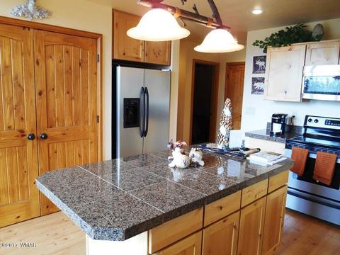 2228 Eagle Ln, Overgaard, AZ 85933 photo 6