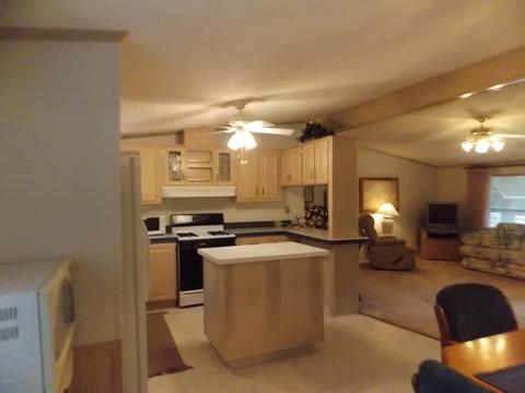 1979 Rustling Pine Dr, Overgaard, AZ 85933 photo 8