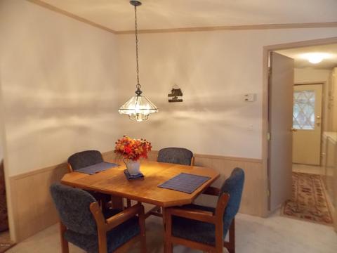 1979 Rustling Pine Dr, Overgaard, AZ 85933 photo 5
