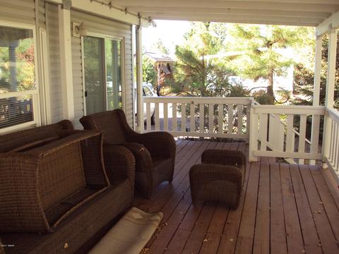 2263 Hanging Tree Ln, Overgaard, AZ 85933 photo 4