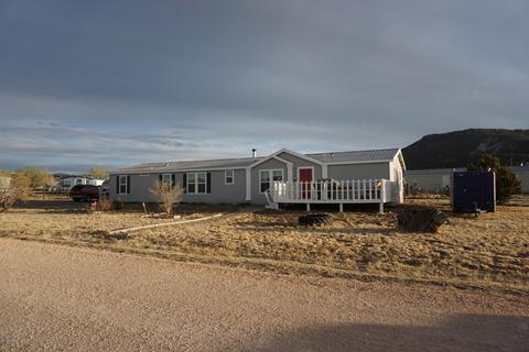 1815 Aztec, Eagar, AZ 85925 photo 2