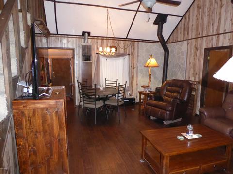 2143 S Woods Dr, Overgaard, AZ 85933 photo 3