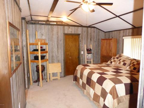 2143 S Woods Dr, Overgaard, AZ 85933 photo 5