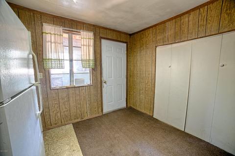 2892 Tracy Rd, Overgaard, AZ 85933 photo 12