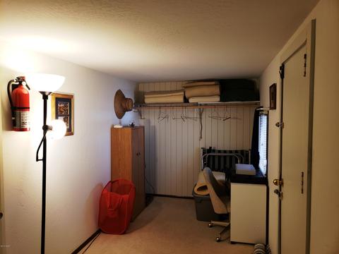 2049 Wilderness Dr, Overgaard, AZ 85933 photo 12