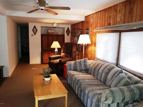 2049 Wilderness Dr, Overgaard, AZ 85933 photo 4