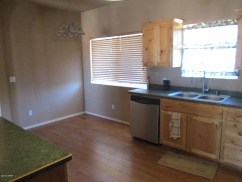 2960 E Walnut Dr, Taylor, AZ 85939 photo 5