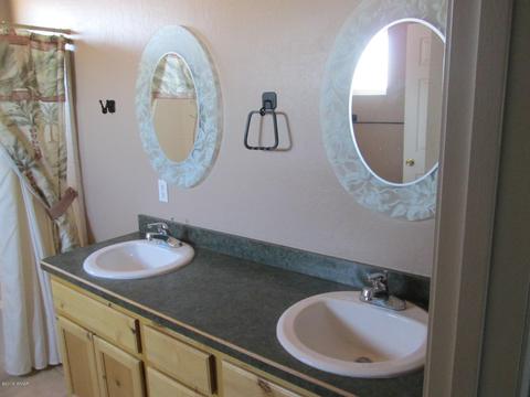 2960 E Walnut Dr, Taylor, AZ 85939 photo 8