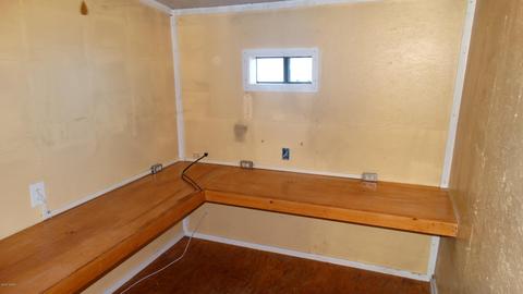 572 E Central Ave, Eagar, AZ 85925 photo 10