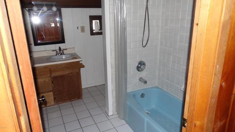 572 E Central Ave, Eagar, AZ 85925 photo 7