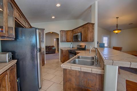 710 E Pebble Ln, Taylor, AZ 85939 photo 9