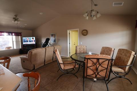 767 E Pebble Ln, Taylor, AZ 85939 photo 5