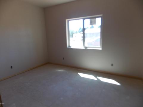 2216 Meadow Ln, Overgaard, AZ 85933 photo 10