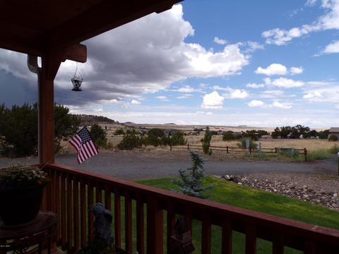 1571 W Zebra Way, Eagar, AZ 85925 photo 2
