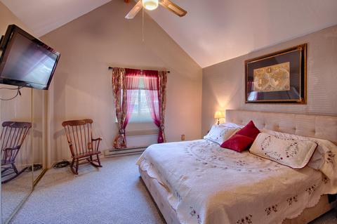 2248 Roundabout Way, Overgaard, AZ 85933 photo 23
