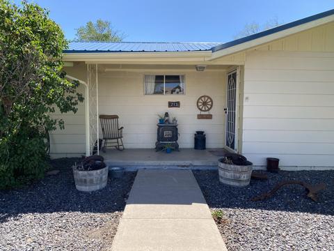 213 S Main St, Eagar, AZ 85925 photo 2