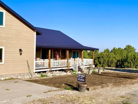 1128 S Jimmy St, Eagar, AZ 85925 photo 4