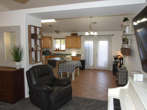 715 E Pebble Ln, Taylor, AZ 85939 photo 8