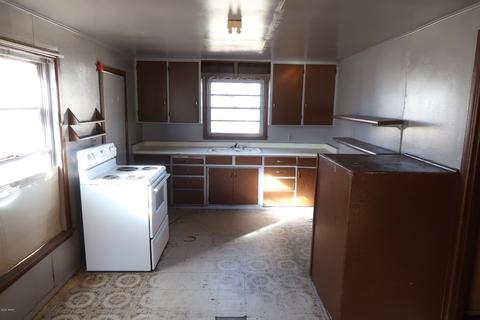 910 E Hall, Show Low, AZ 85901 photo 3