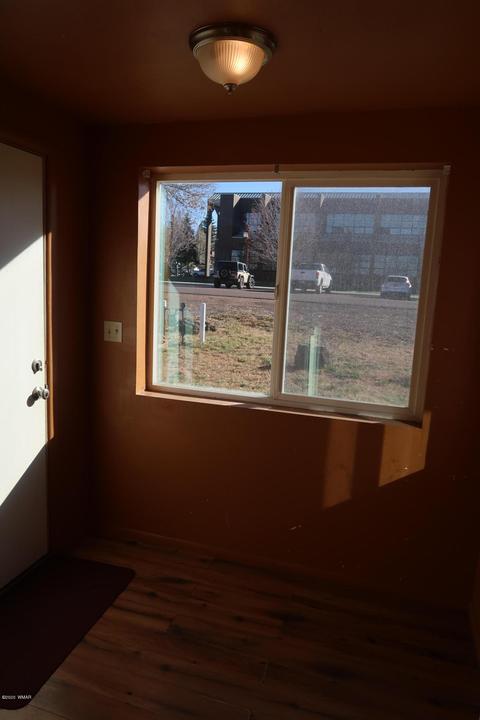 910 E Hall, Show Low, AZ 85901 photo 2