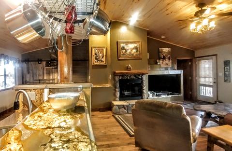 2715 High Pine Loop, Overgaard, AZ 85933 photo 8