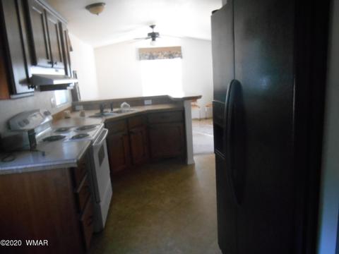 3557 Broken Arrow, Overgaard, AZ 85933 photo 4