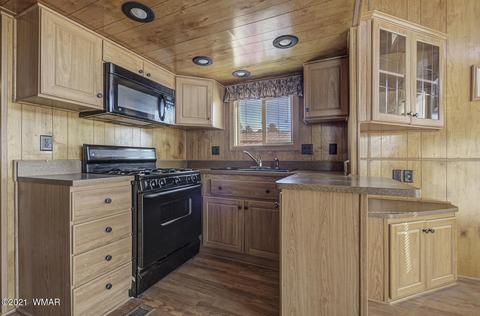 2226 Wrangler Way, Overgaard, AZ 85933 photo 10