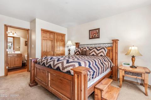 2683 Lodge Loop, Overgaard, AZ 85933 photo 10