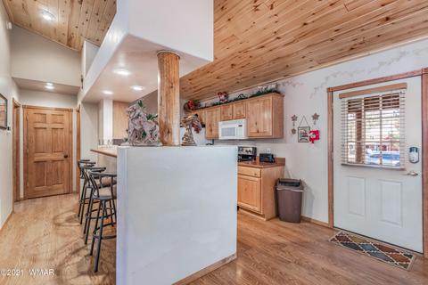 2683 Lodge Loop, Overgaard, AZ 85933 photo 3
