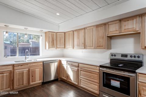 2844 Whispering Winds Dr, Overgaard, AZ 85933 photo 8