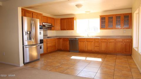 407 W 4th St, Eagar, AZ 85925 photo 2