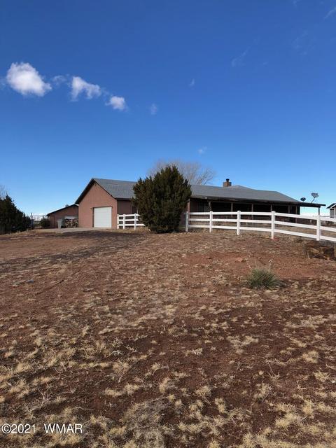 2320 E Walnut Dr, Taylor, AZ 85939 photo 2