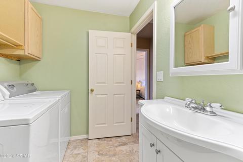 2242 Page Dr, Overgaard, AZ 85933 photo 16