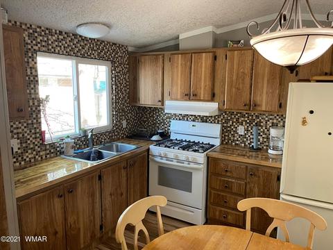 2853 Whispering Winds Dr, Overgaard, AZ 85933 photo 7