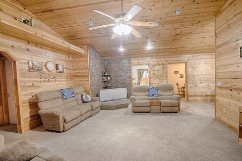 2092 Roundup Rd, Overgaard, AZ 85933 photo 14