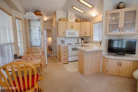 8247 Bogie Loop, Show Low, AZ 85901 photo 3