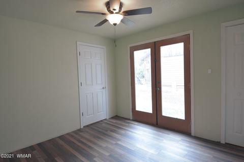 2064 Sagebrush Dr, Overgaard, AZ 85928 photo 14