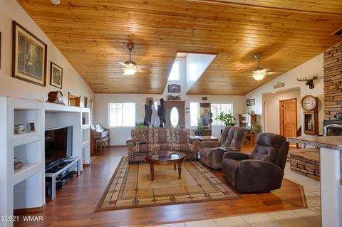 7710 Open Sky Loop, Taylor, AZ 85939 photo 9