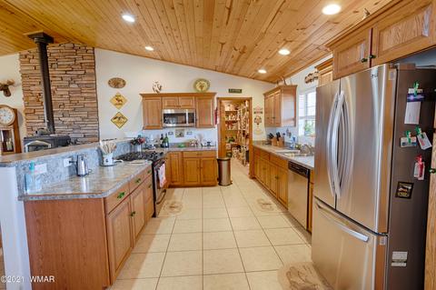 7710 Open Sky Loop, Taylor, AZ 85939 photo 7