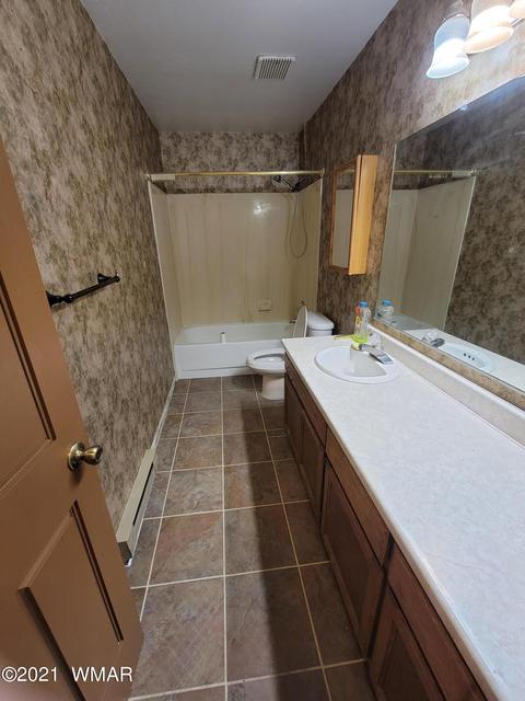 672 S Harless St, Eagar, AZ 85925 photo 3