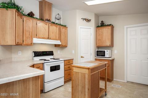 2896 Wildcat Trl, Overgaard, AZ 85933 photo 7