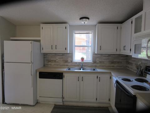 2177 S Oval Dr, Overgaard, AZ 85933 photo 9