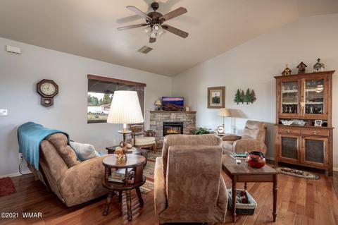 2238 Page Dr, Overgaard, AZ 85933 photo 5