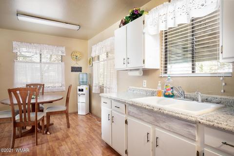 3524 Pine Rim Dr, Overgaard, AZ 85933 photo 4