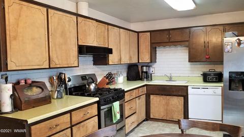220 E 1st St, Eagar, AZ 85925 photo 9