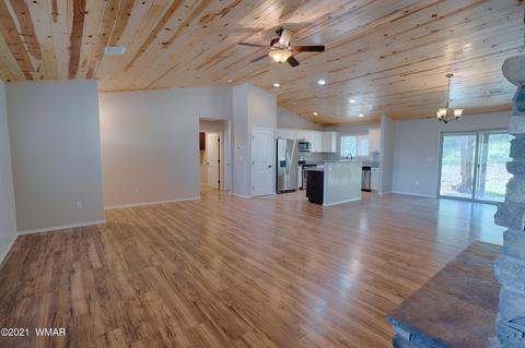 620 Angelas Pl, Show Low, AZ 85901 photo 4