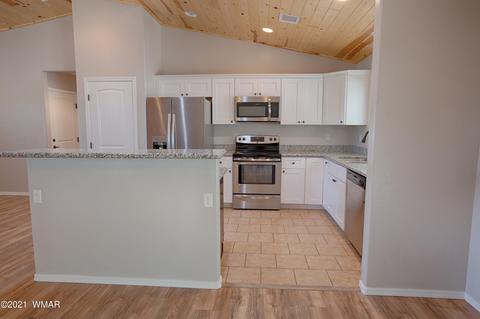 620 Angelas Pl, Show Low, AZ 85901 photo 9