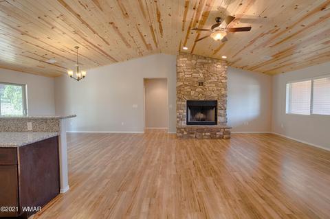 620 Angelas Pl, Show Low, AZ 85901 photo 3