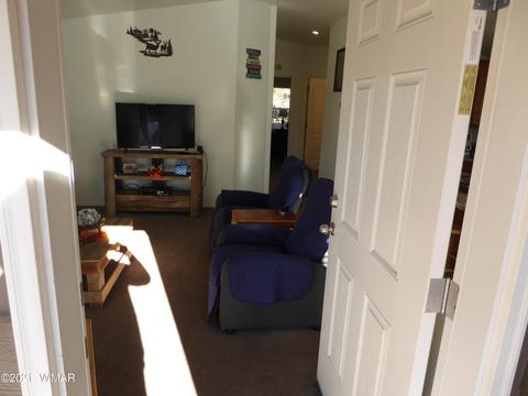 3655 Pine Rim Dr, Overgaard, AZ 85933 photo 2
